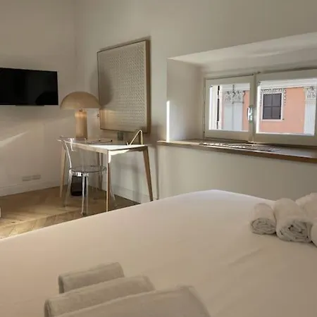 Short Rent Luxury Flat - Via Veneto 罗马
